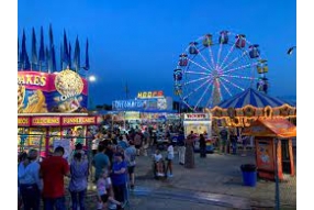 What activities are there at the Universal Carnival?